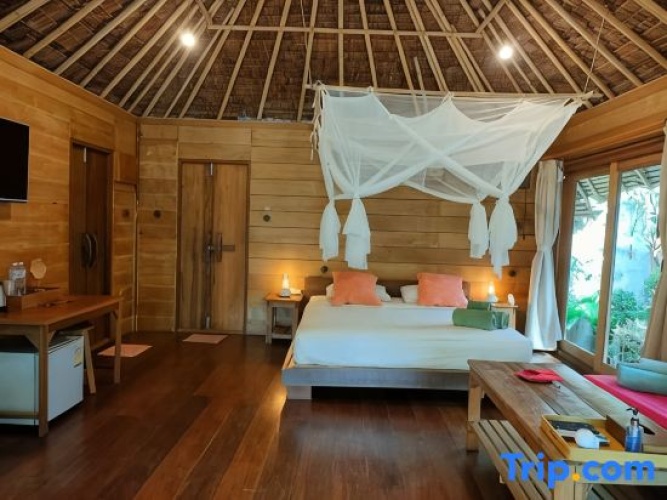 Single Cottage