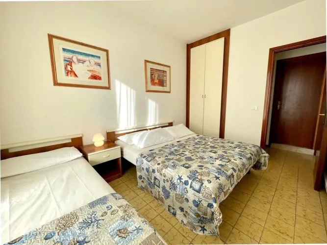 1 Bedroom Apartment with balcony and with city view