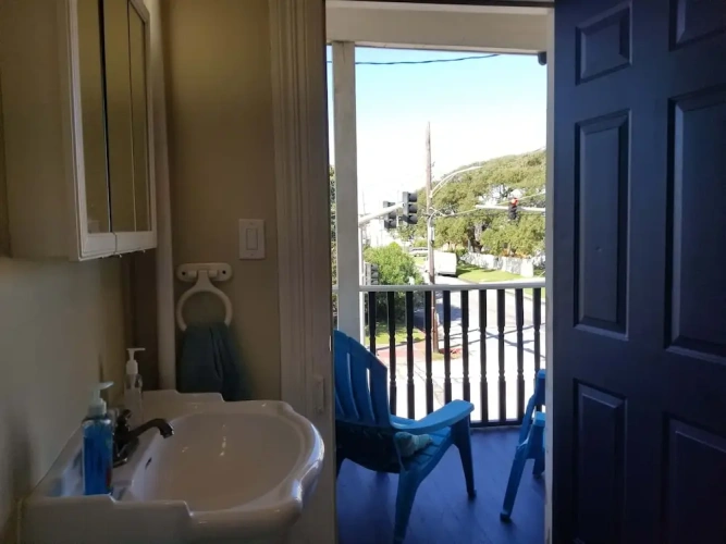 3 Bedrooms Cottage