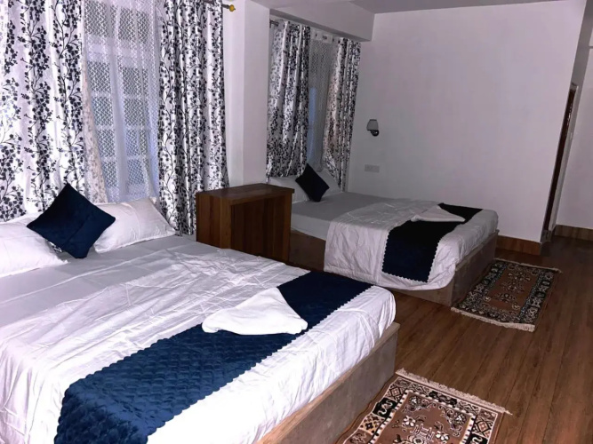 Hotel hill retreat
