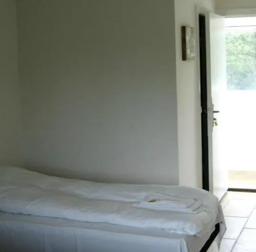 Hotel Drop-In