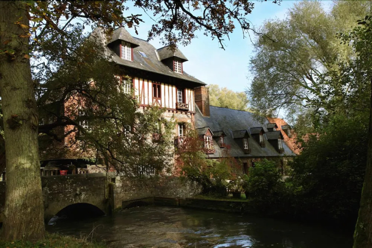 Le Moulin Fleuri Du Petit Appeville
