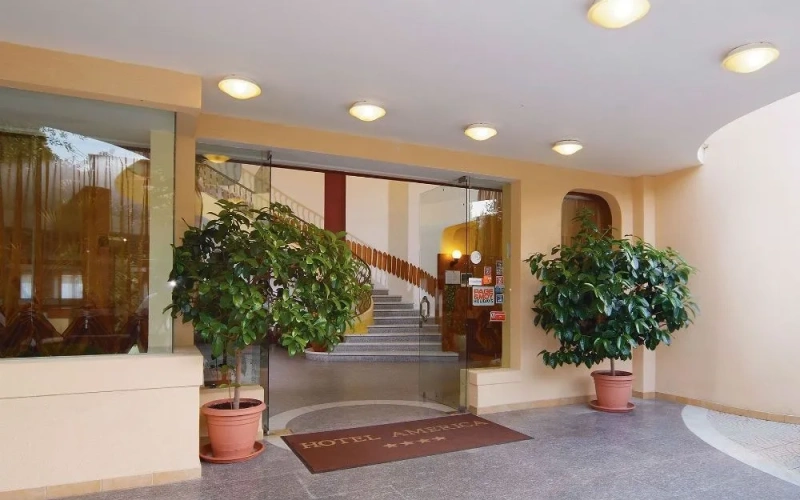 Hotel America