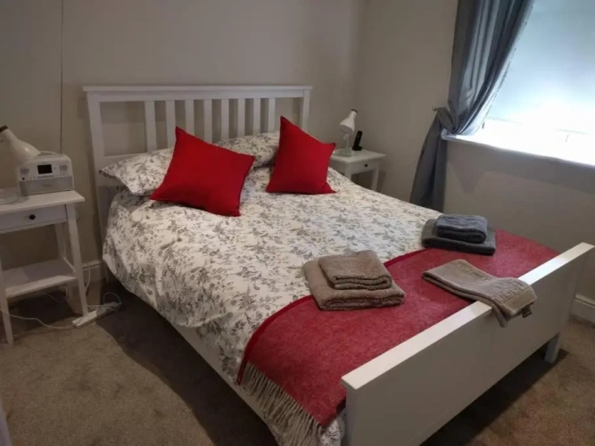 3 Bedrooms Bungalow