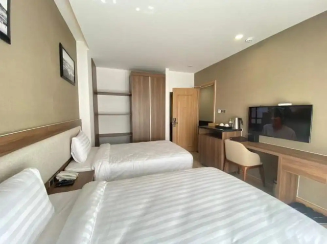 Q Hotel