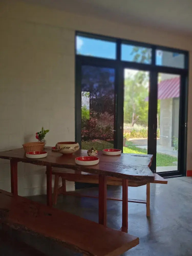 M&K House