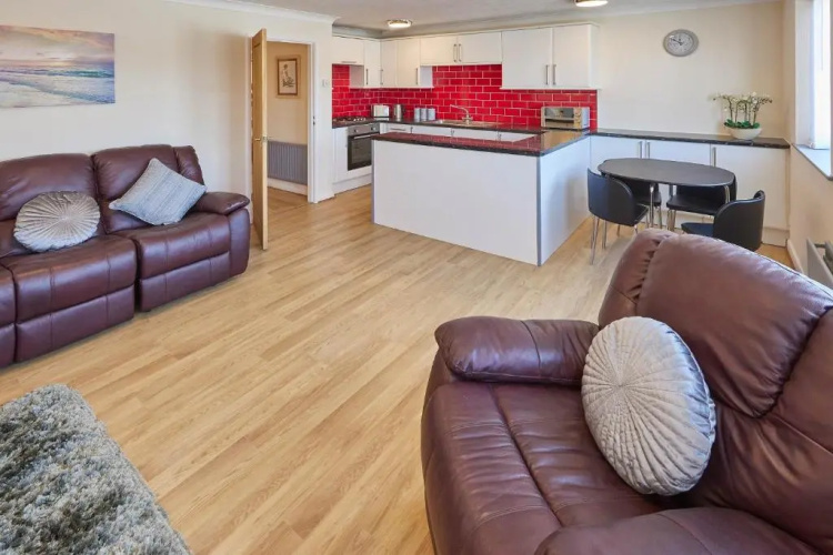 Host Stay Rock Cottage
