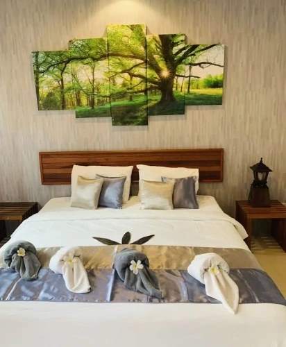 Superior room with balcony and with pool view