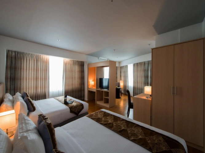 Quadruple Suite