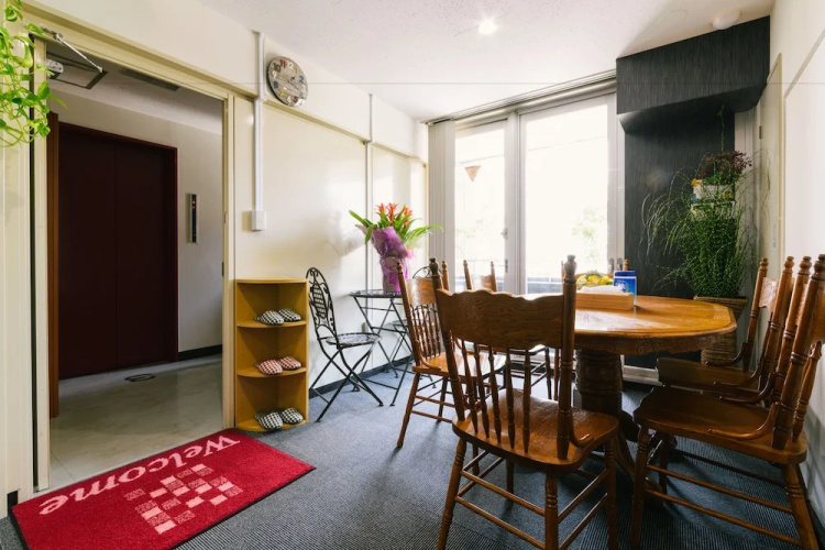 Guesthouse Chiharu - Hostel