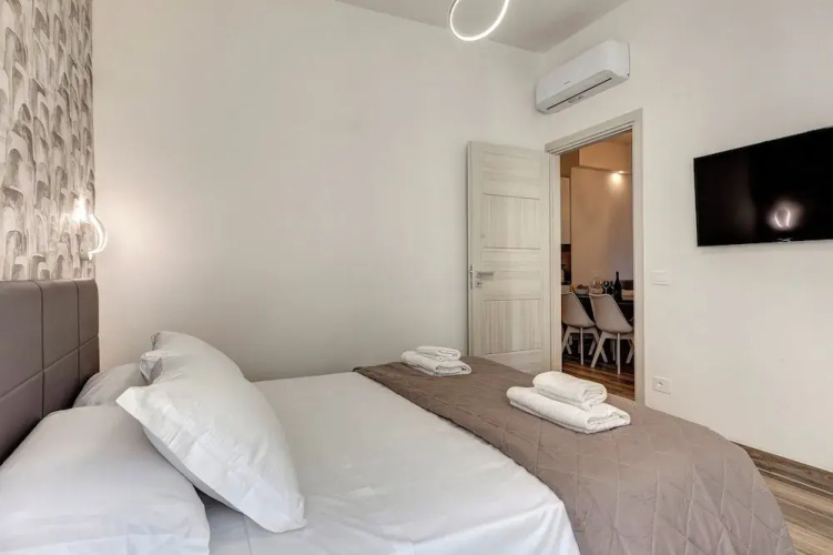 Landino Apartment by Mamo Florence