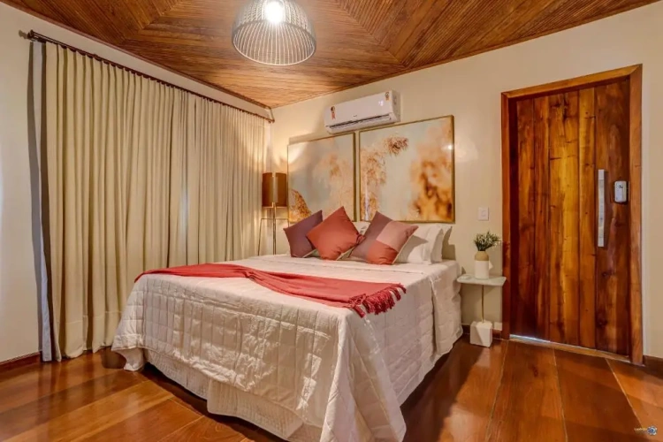 Suite with garden view