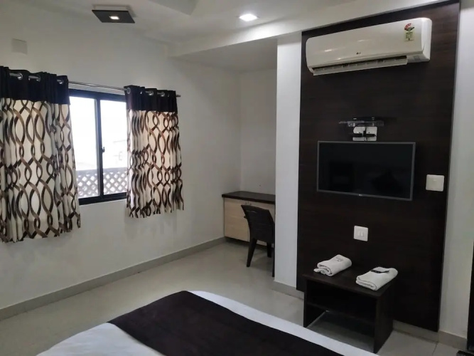 Hotel Shree Vallabh