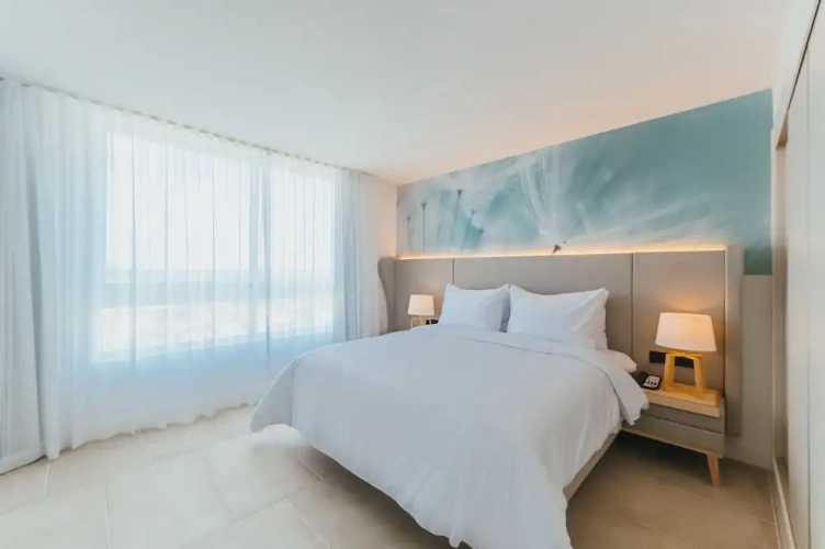 2 Bedrooms Premium Suite with island view