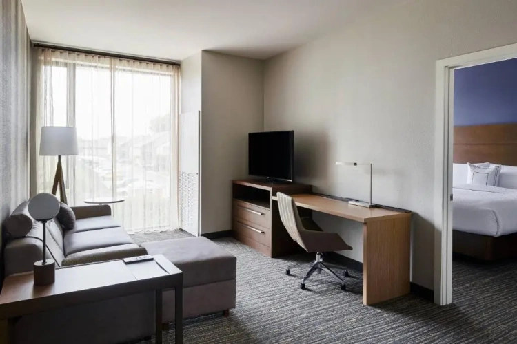 1 Bedroom Double Suite