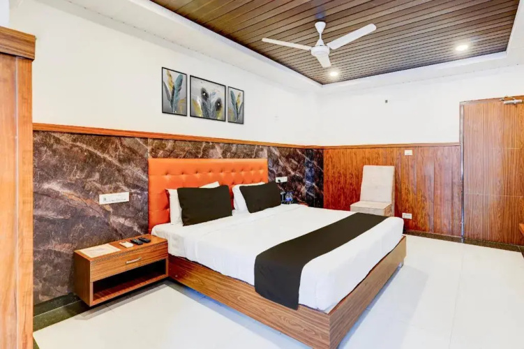 Hotel Grand Orchid