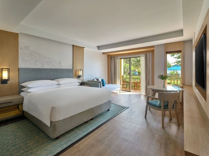 Larger Terrace Double room with ocean view
