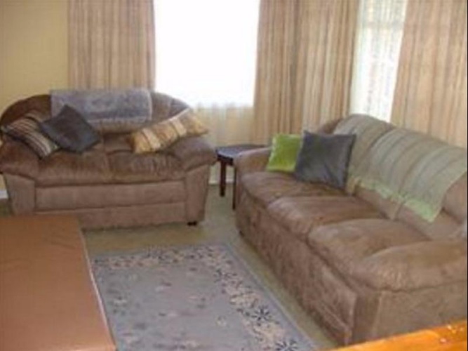3 Bedrooms Cottage