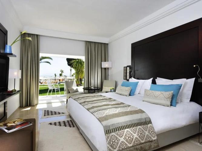 Ambassador Double Suite