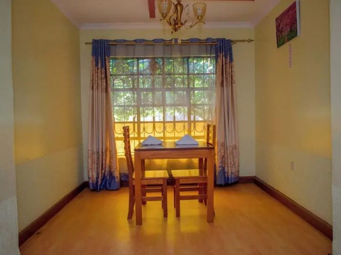 Leafy Park Villa