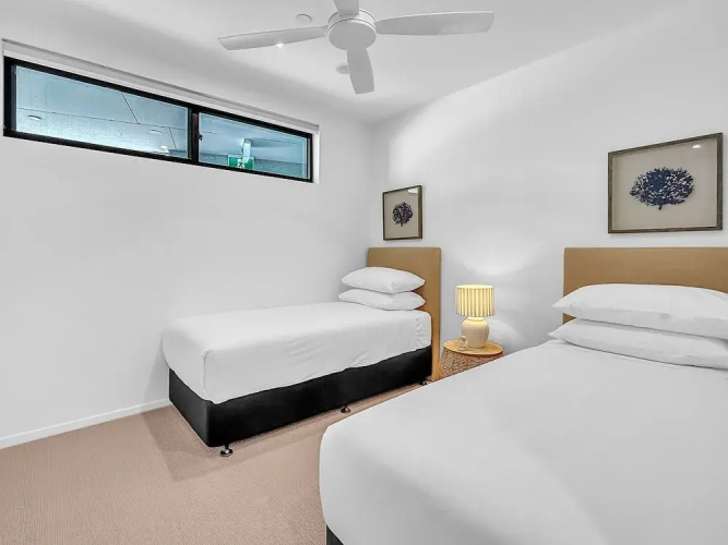 3-bed: Riverfront Alfresco Dining & Rooftop Pool