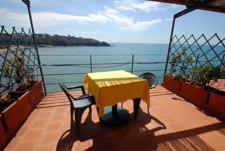 Standard Quadruple room with sea view