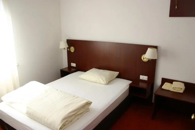 Standard Double room with view