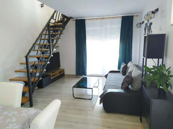 Apartmani Mira