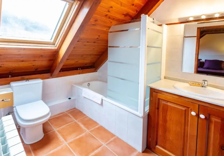 4 Bedrooms Cottage with view