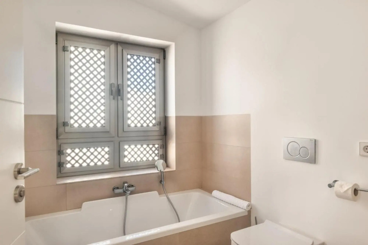 Bentor 3-3 PENTHOUSE POOL VIEW & JACUZZI 2B