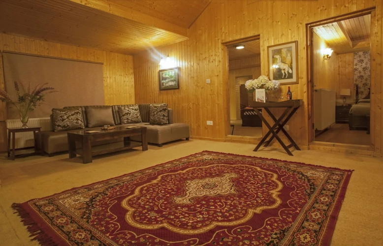 Nedous Hotel