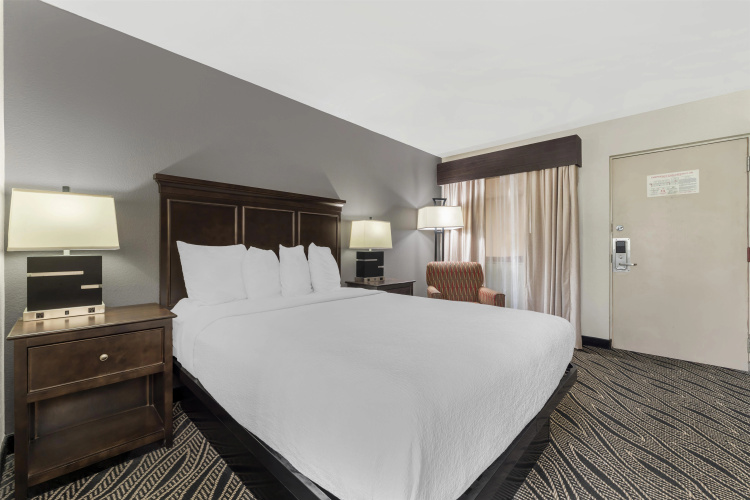 Best Western Braddock Inn