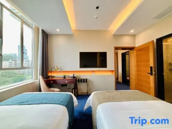 Deluxe Double Suite