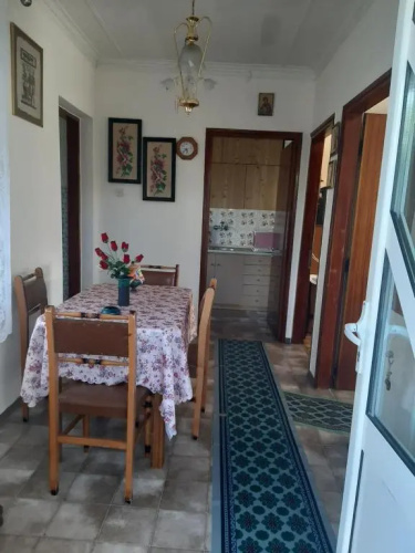 Annas Cottage