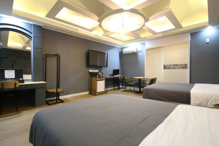 Instar Hotel Yangsan