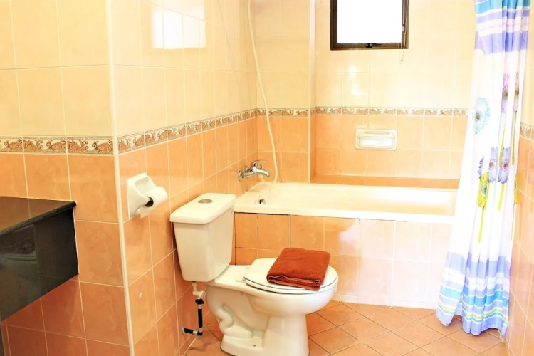 3 Bedrooms Apartment with balcony and with view