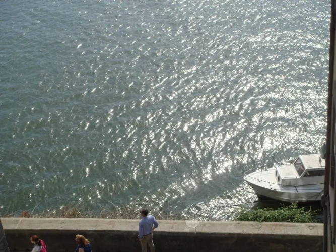 1 Bedroom Apartment with balcony and with river view