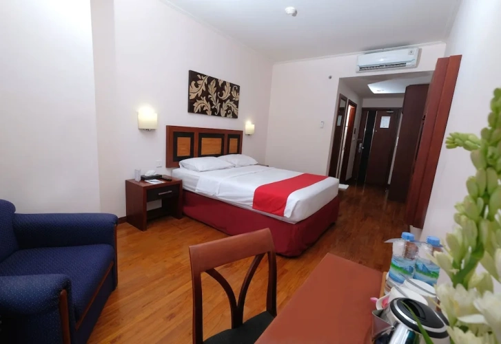 Deluxe Double room with city view