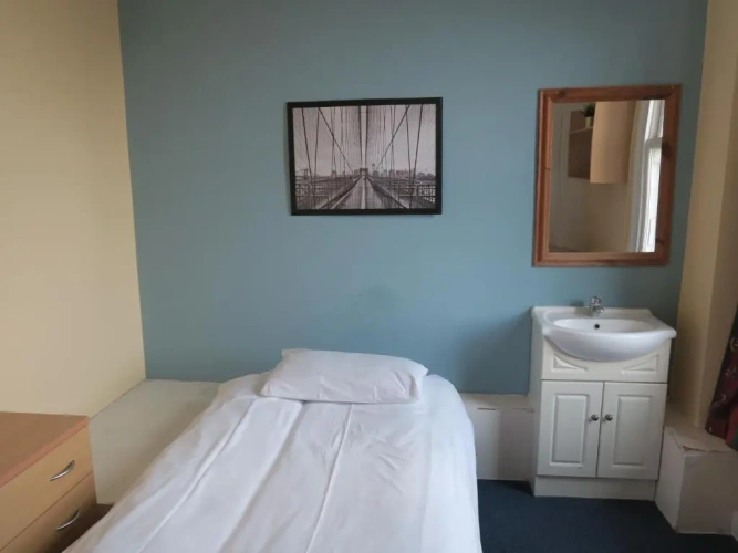 Standard Single room