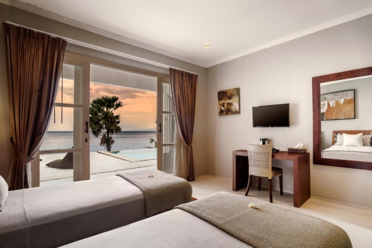 3 Bedrooms Villa