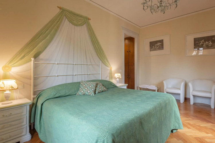 Ponte Vecchio 3 bedroom apartment