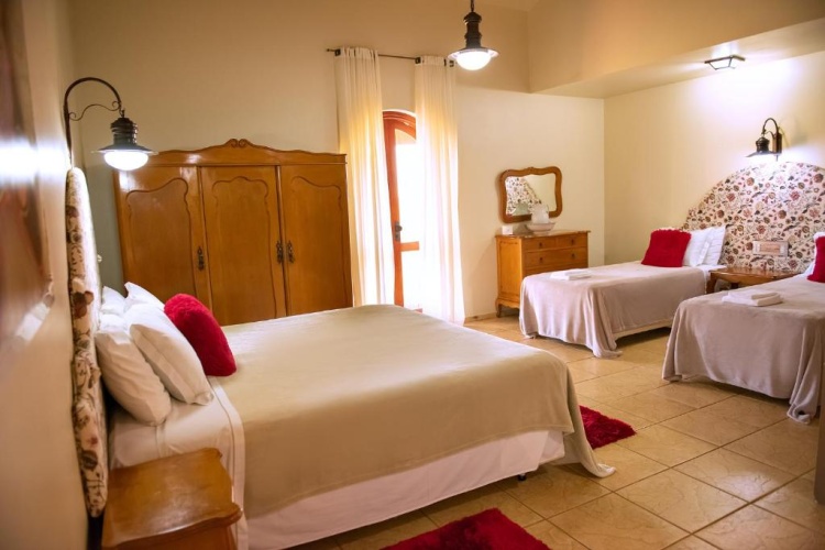Luxury Quadruple room with balcony