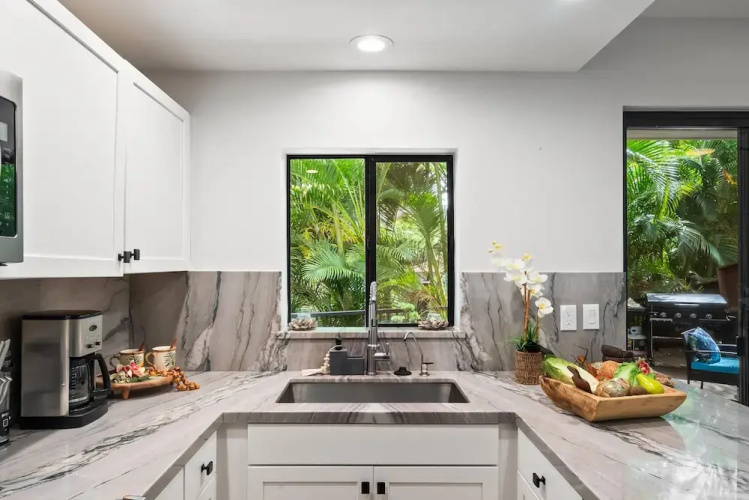 Residences at Napili Bay 1