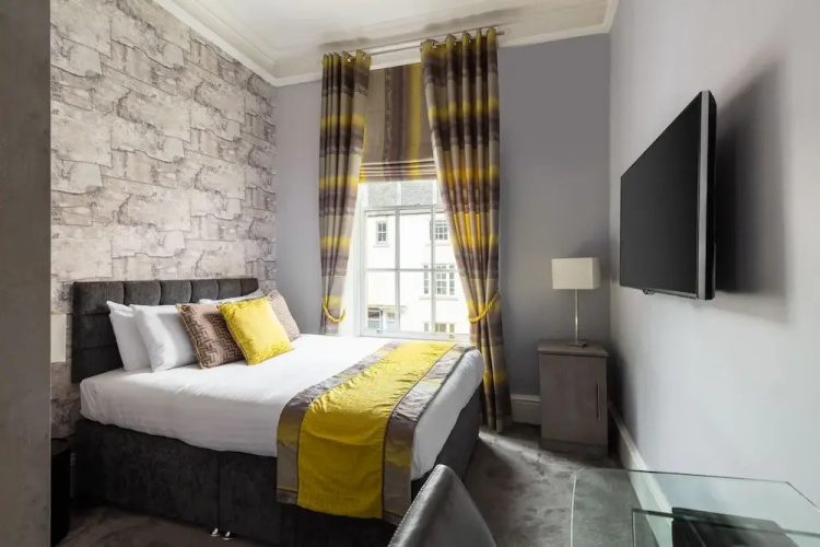 Host Stay Mayford Apartment