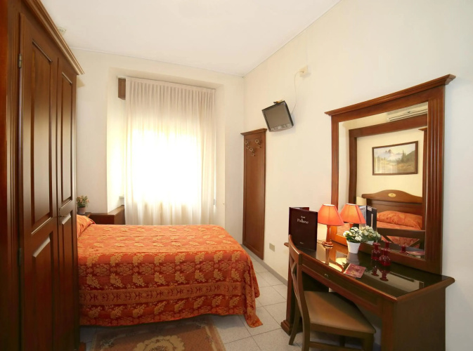 Pavone Hotel