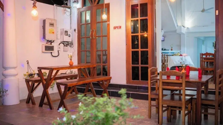 Yash Rest Inn