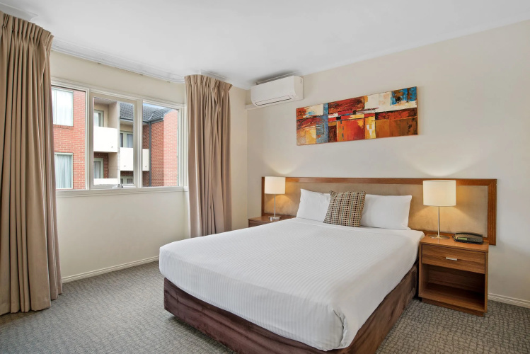 MainStay Suites Kew