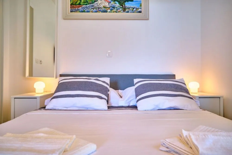Luxury Seaside Apartment by Litto