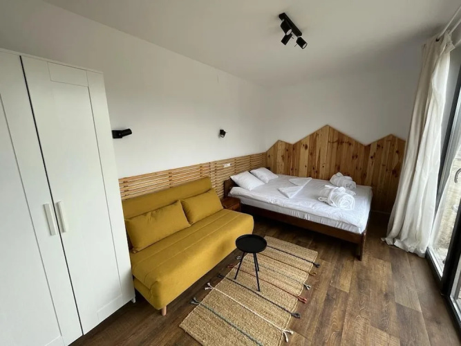 Ursa Mica Glamping Resort