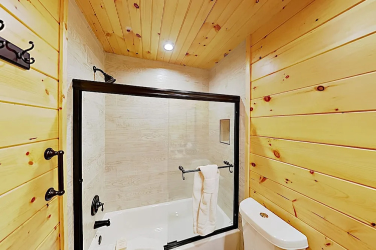Mountain-chic W/ Fireplace & Wraparound Deck! 4 Bedroom Home
